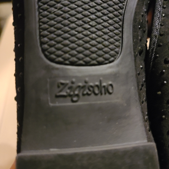 Sparkle Flats - Picture 4 of 6